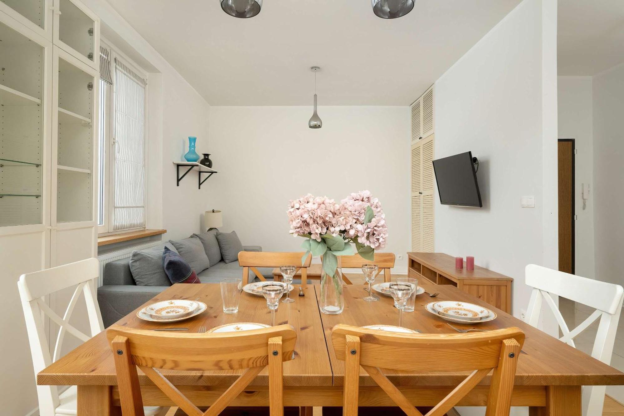 Pawlowa Stylish Apartment With Balcony & Home Office Wroclaw By Noclegi Renters Экстерьер фото